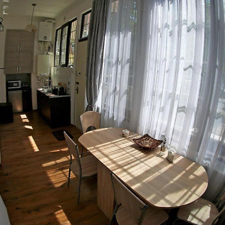 Old - Gold Gala Appartement Tbilisi Buitenkant foto