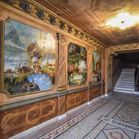 Old - Gold Gala Appartement Tbilisi Buitenkant foto