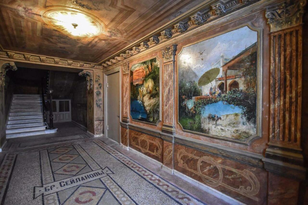 Old - Gold Gala Appartement Tbilisi Buitenkant foto
